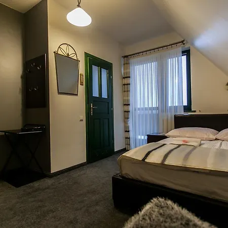 Bed and Breakfast Gosciniec Na Brzyzku