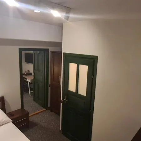 Gosciniec Na Brzyzku 3*