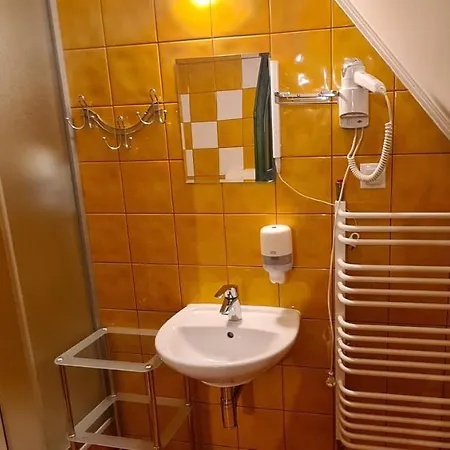 Gosciniec Na Brzyzku